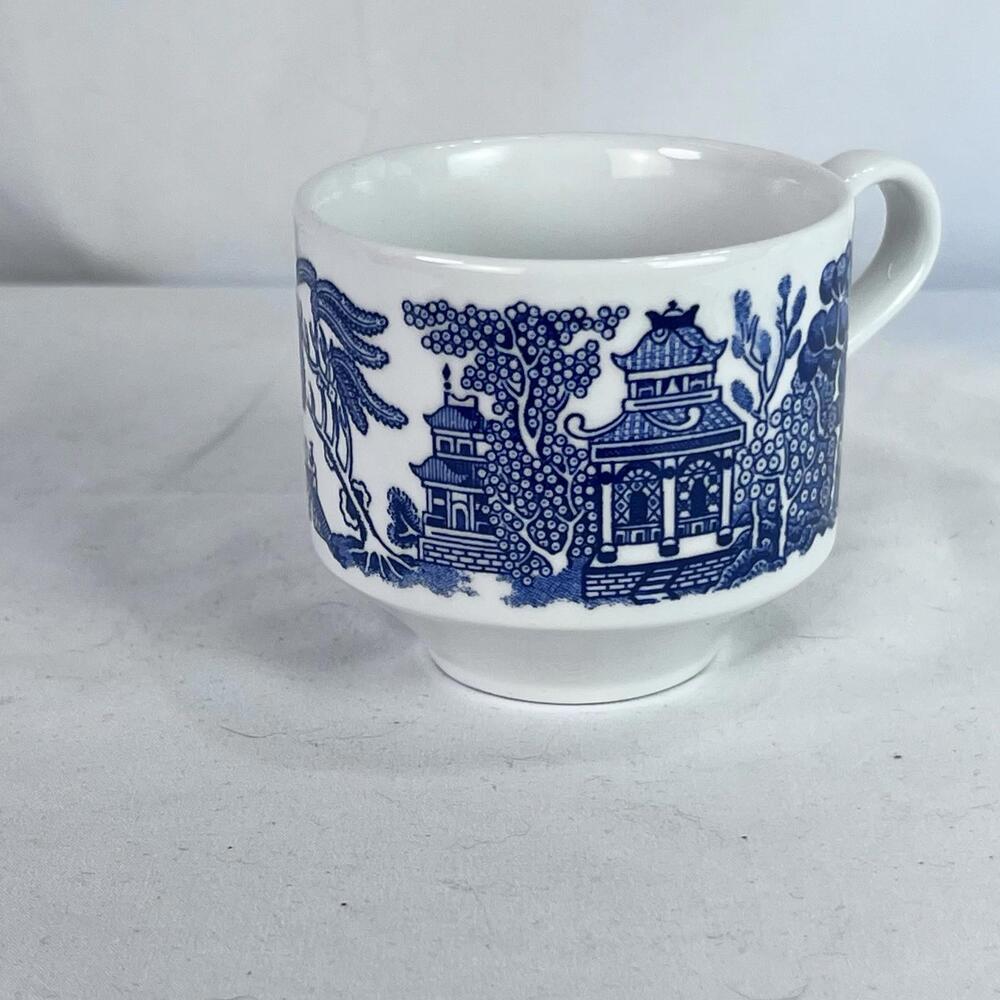 Vintage CHURCHILL England Blue Willow Replacement Tea Coffee Cup 8 Oz